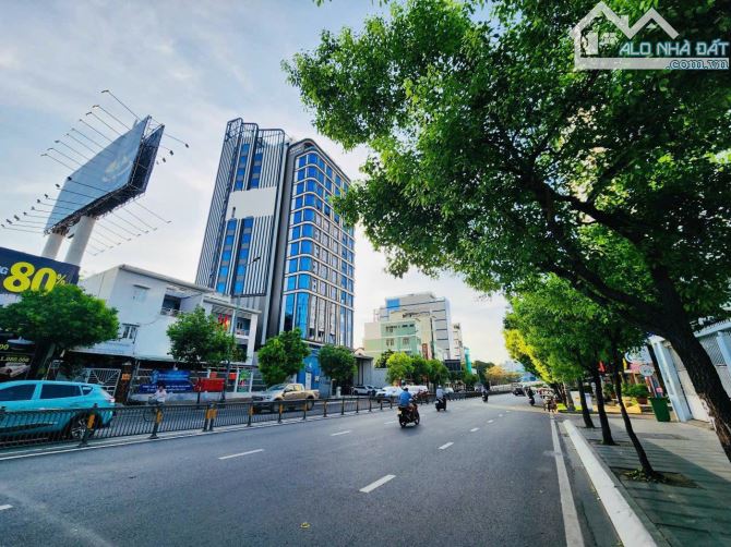 Siêu phẩm! Bán  Lê Quý Đôn,Quận 3 (10,7X23m. CN 236m2 ) HĐT 260 tr/th - 122 tỷ