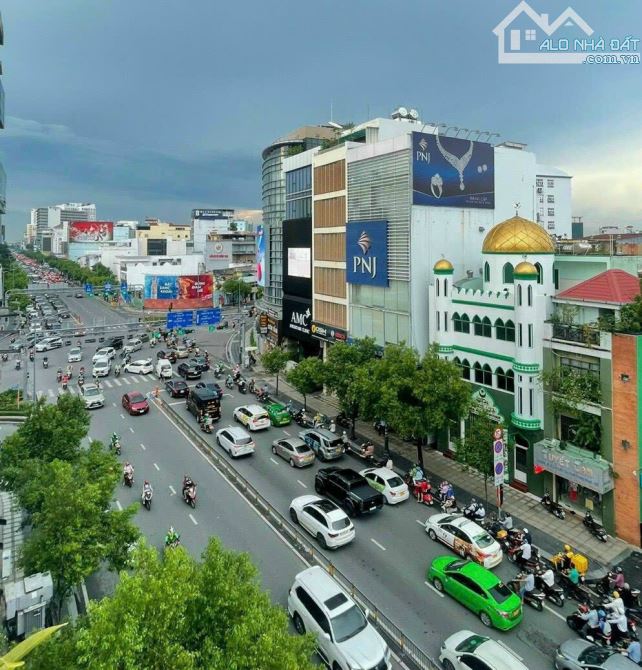 Bán góc khan hiếm 2 Mặt Tiền Hai Bà Trưng, P.8, Q.3 - 11mx23m - 3 lầu - 69 tỷ