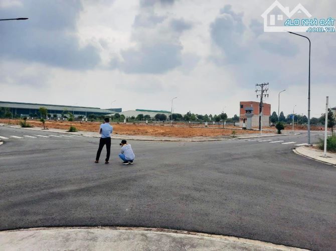 SỞ HỮU NGAY ĐẤT NỀN TRUNG TÂM ĐÔ THỊ SÂN BAY – GIÁ CHỈ 15 TRIỆU/M²– CƠ HỘI VÀNG