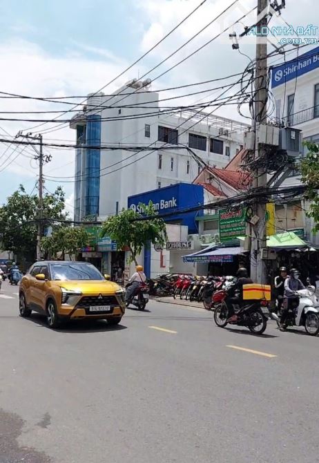 171m, 250TR/NĂM, CHỈ 9,x TỶ gần GO DĨ AN, MẶT TIỀN 5M TRẦN HƯNG ĐẠO,
