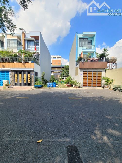 7Tỷ__144m2 (8x18m)__2 Lô Đất KDC gần Ngã Tư Chiêu Liêu__cách Nguyễn Thị Minh Khai chỉ 100m