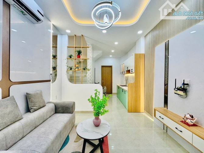 Hạ Chào 300tr, còn 6.2 tỷ, Có ngay nhà Đàm Quang Trung 35m x 5T. Giá còn giảm tiếp