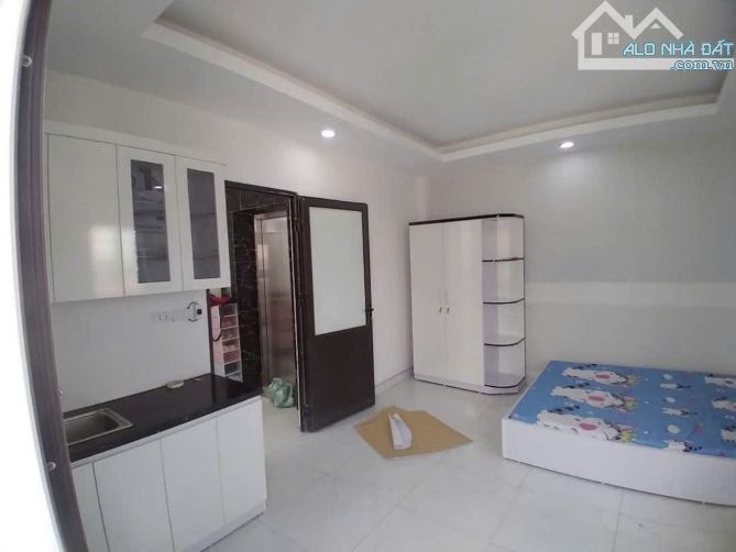 MỸ ĐÌNH . BÁN CCMN 6 TẦNG CÓ THANG MÁY - 10 PHÒNG KHÉP KÍN FULL NỘI THẤT - LÔ GÓC 3 MẶT TH