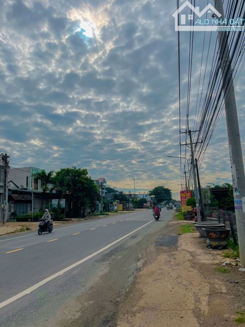 Bán 152m2 đất mặt tiền Quách Thị Trang (25B nối dài) nối trực tiếp sân bay Long Thành