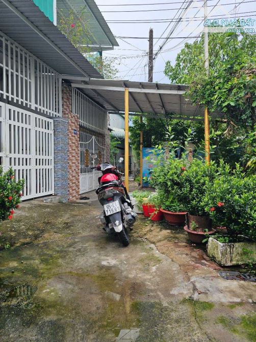 Bán nhà 51 m2 thổ cư gần trường Nguyễn Việt Hồng