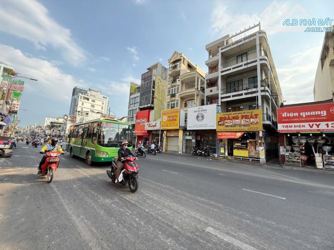 Bán Nhà Góc 2 MT Phan Đình Phùng - 4,5*30m NH 5,1m- Hđt 75tr/1T - Giá 33 Tỷ