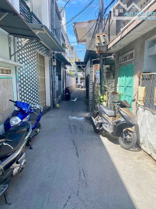 Bán nhà cấp 4 căn góc (2PN) ngay TTTP Nha Trang gần Cầu Hộ cách đường Bến Cá chỉ 100m - 1