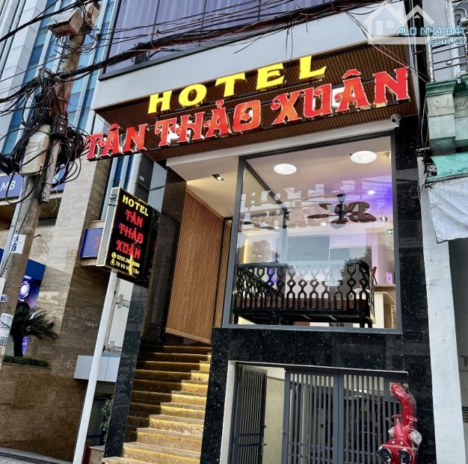 KHÁCH SẠN 8 TẦNG CAO CẤP - VỊ TRÍ ĐẮC ĐỊA, đường Võ Văn Tần, TP. Cần Thơ - 1
