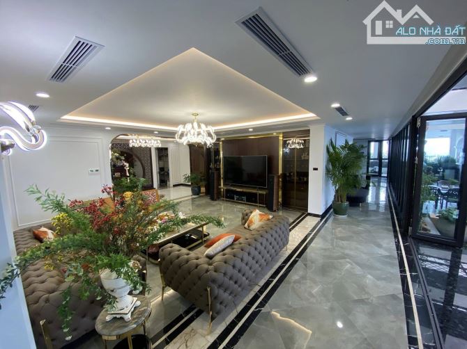 Bán Chung Cư Cao Cấp Minh Khai, DT 540m x 3 ngủ, bể bơi riêng, lô góc, 48 tỷ đồng - 1