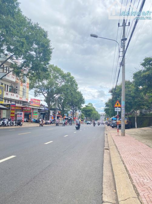 💥  Bán Nhà mặt tiền Lê Duẩn diện tích khủng (10x65m) gần ô tô Anh Lượng. 🔥  Giá 14 Tỷ900 - 1