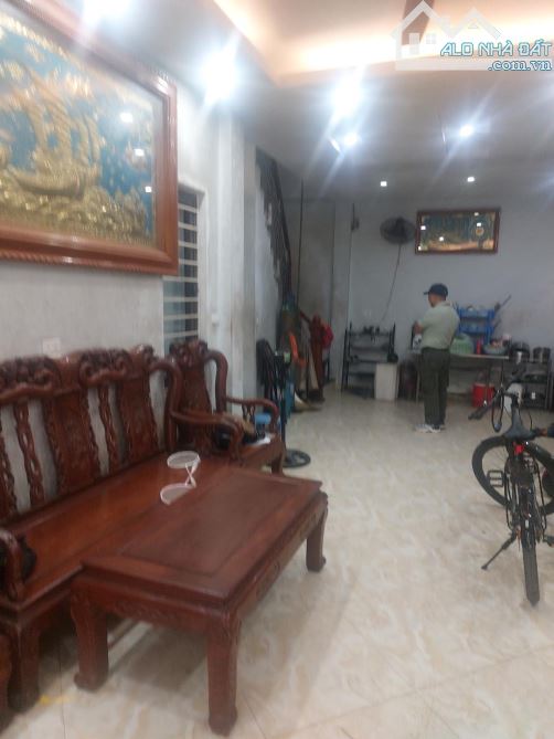 BÁN NHÀ 4.5 TẦNG NGỌC THỤY – SỔ 49.1M² – XÂY 45M² – MT 3.8M – Ô TÔ ĐỖ CỬA – GIÁ 7.2 TỶ - 1