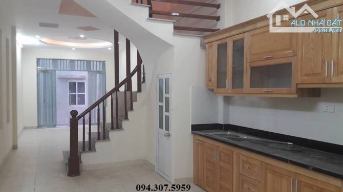 Bán nhà siêu siêu rẻ chỉ 5.25 tỷ tại Mậu Lương -Kiến Hưng -Hà Đông - dt 32m2, 5 tầng - 1