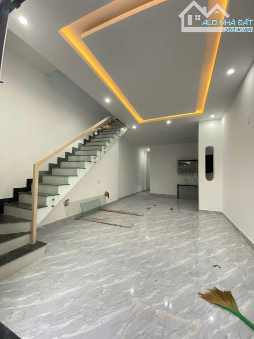 Chủ Ngộp GIẢM 200tr bán nhà Đồng Khởi - CX Đức Hưng - Trả trước từ 800 triệu-NHÀ THẬT 100% - 1