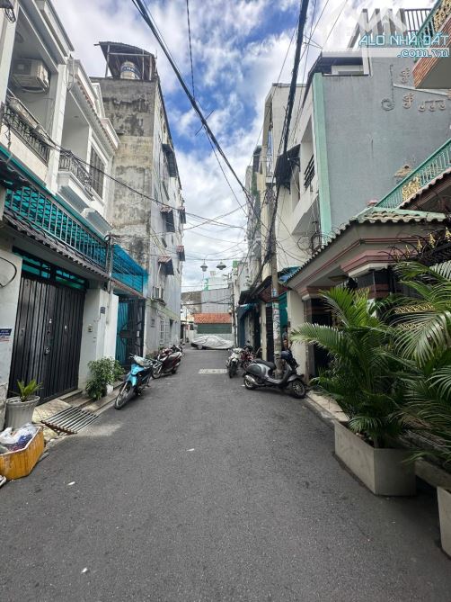 HXH quay đầu; Phạm Văn Chiêu - Nguyễn Văn Lượng; 4tầng; NGANG hiếm 5*17m; gần MẶT TIỀN - 1
