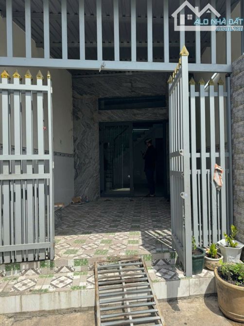 Bán nhà nét. Có 3pn 2wc ngay chợ Xuân Thới Thượng. Hocmon - 1