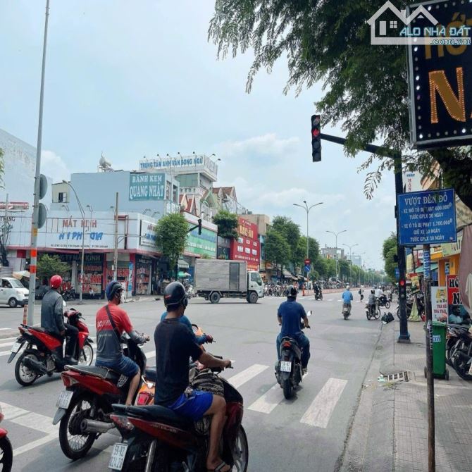 MT LÊ TRỌNG TẤN - NGANG KHỦNG 5.6X50 NỞ HẬU 9.72M - 1 MẶT BẰNG + 45 PHÒNG TRỌ - 62.X TỶ - 1