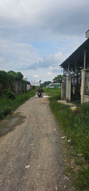 Bán đất tại Võ Văn Ngân, Thị trấn Đức Hòa, Đức Hòa, Long An, 1,2 tỷ, 140 m2 - 1