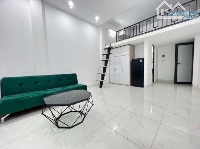 Bán toà CHDV cao cấp Hoàng Cầu. DT 110m2 x 9T. MT 6M. Giá 42 tỷ - 1