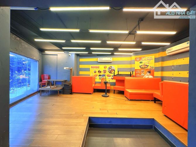 Siêu Phẩm Mặt Phố Trần Đại Nghĩa_HBT_1Mặt Ngõ_1 Mặt Phố_DT 52m2_6Tâng_MT12m_Giá 30.9 Tỷ