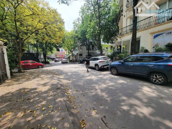 Bán nhà liền kề KĐT Xa La lô góc 2 thoáng, ô tô tránh DT: 130 m x 4tầng, MT: 12m 33  tỷ - 1