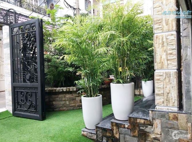 Bán biệt thự khu Cư Xá Tự Do, đường CMT8, 3 lầu, giá cực chất chỉ 21 tỷ còn TL - 1