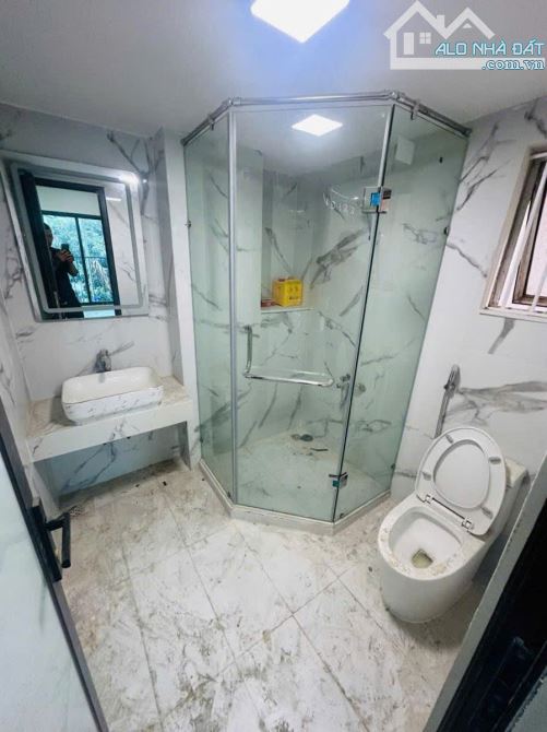 NHÀ ĐẸP QUAN NHÂN - LÔ GÓC 2 THOÁNG DT 31m2 5 tầng mặt tiền 5.2m Giá 7.3 tỷ - 1