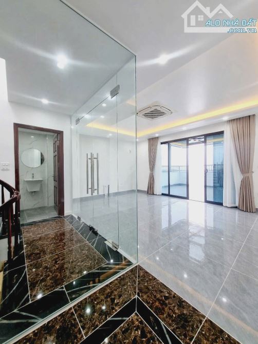 BÁ,N TÒA NHÀ OFFICE 7 TẦNG CUỐI ĐƯỜNG TRỊNH VĂN BÔ 66.6M2 MẶT TIỀN 6M KINH DOANH MẠNH - 1