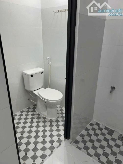 CHỦ GỬI - BÁN GẤP DÃY TRỌ 200M2 GỒM 10 PHÒNG ĐANG CHO THUÊ - 870 TRIỆU - 13