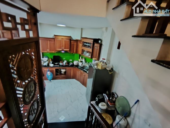 HOÀNG HOA THÁM - HÀNG ĐẸP LÔ GÓC - THOÁNG SÁNG - DÒNG TIỀN ỔN ĐỊNH - 2