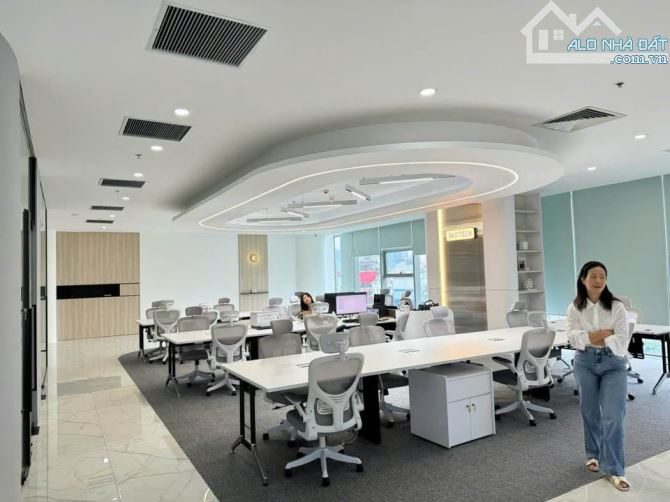 BÁN GẤP NHÀ MẶT PHỐ NGUYỄN CHÍ THANH, VỈA HÈ KINH DOANH_DT 100M2, 8 TẦNG, MT 9.5M, 50TỶ - 2