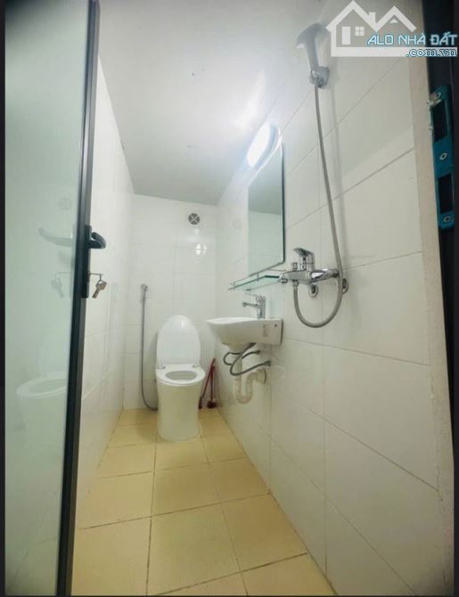 -CHO THUÊ NHÀ K1- TT GIẢNG VÕ- ĐỐNG ĐA- TẦNG 3- LÔ GÓC -105m2- 3 THOÁNG- 8,5 TRIỆU - 2