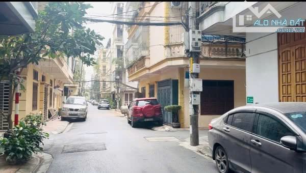 Bán Đất Xuân Đỉnh BTL gần Công Viên Hoà Bình 46m mt 5.2 giá 10.7tỷ. Ô tô đỗ cửa - 2