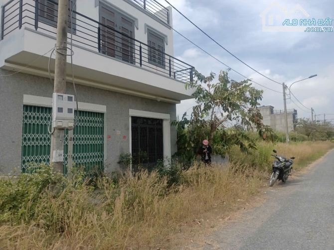 Bán nền đẹp trong khu Tái Định Cư Công Nhân Phước Đông - 2