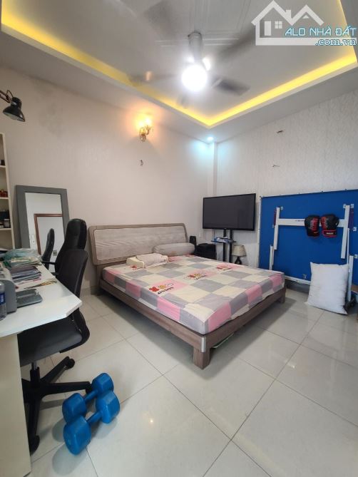 HXH quay đầu; Phạm Văn Chiêu - Nguyễn Văn Lượng; 4tầng; NGANG hiếm 5*17m; gần MẶT TIỀN - 2