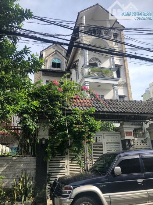 #𝙂𝙞𝙖́ 𝙩𝙤̂́𝙩 ! Biệt Thự Mặt Tiền - 4 Tầng - Ngang 𝟏𝟎 - 𝟐𝟓𝟎𝐦𝟐 - chỉ 16 Tỷ - 2