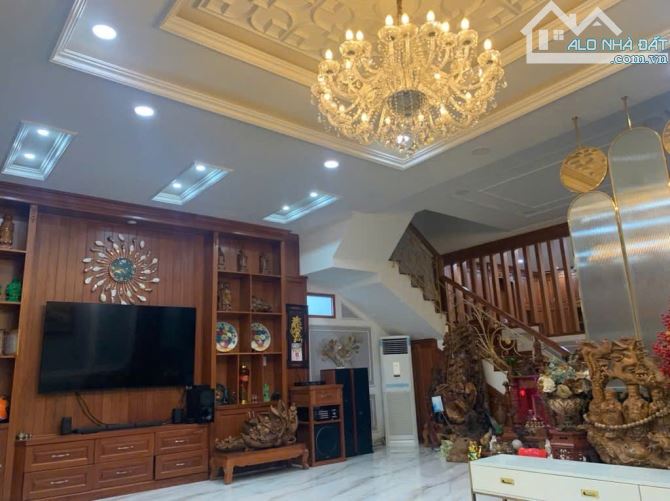 BIỆT THỰ SANG TRỌNG, DT 119M² (NGANG 7M), MẶT TIỀN ĐƯỜNG SỐ 12, HIỆP BÌNH CHÁNH - 2