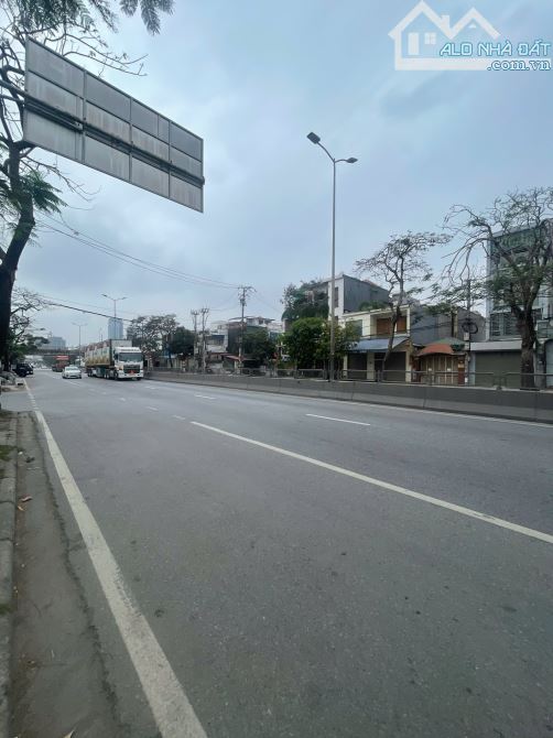 Mặt đường Nguyễn Bỉnh Khiêm (gần cty Đỉnh Vàng) - 80m2 - mt 4m - giá 4,8 tỷ - 1