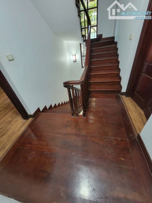 Bán nhà liền kề KĐT Xa La lô góc 2 thoáng, ô tô tránh DT: 130 m x 4tầng, MT: 12m 33  tỷ - 2