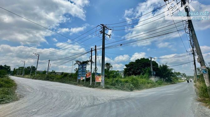 D225 🆘 Giảm mạnh 1ty5 👉  Bán gấp 6300m2 đất 3 mặt tiền XE CONT 👉 QH SKC cực hiếm - 3