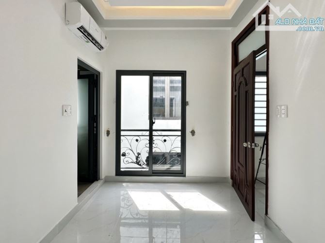 Bán nhà 4 tầng 5pn👉 Đoàn Thị Điểm, Phú Nhuận. Dt ( 5 x 9 ) hẻm 3bước ra xt👉 chỉ 8,6 tỷ - 3