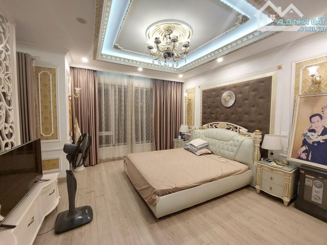 mặt phố Bát Khối TƯ ĐÌNH - diện tích 160m đất mặt tiền rộng - chỉ 25tỷ - 3