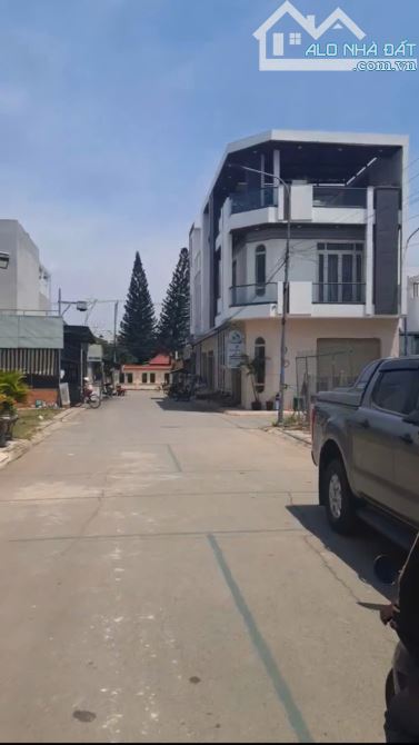 Bán lô đất ngay trung tâm TT Long Thành, chỉ cách đường Lê Duẩn 300m. - 3