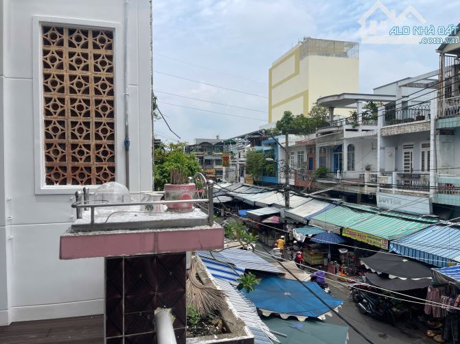 Bán nhà mặt tiền Hoàng Minh Đạo Quận 8, 65m2, 3 tầng không lộ giới. - 3