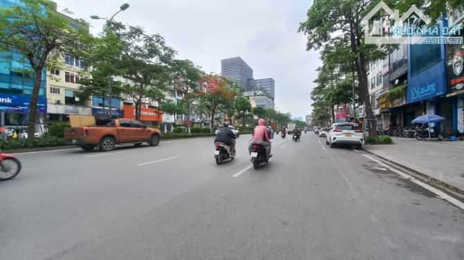 Bán nhà mặt phố Xã Đàn, cho thuê 300 triệu tháng, 141m2, 8t, mt 12m, 145 tỷ, KD khủng - 3