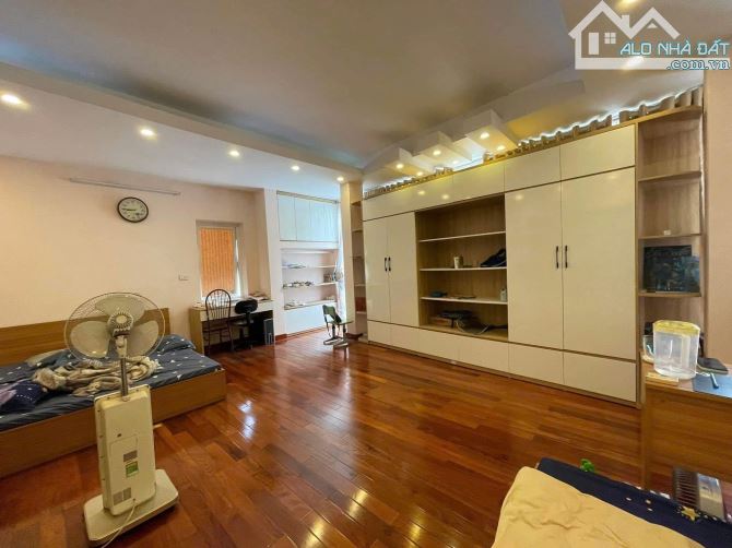 Phân lô Lạc Trung DT 58m2 Mặt tiền 6,3m Lô góc cực thoáng mặt đường Oto tránh giá 15,3 tỷ - 3