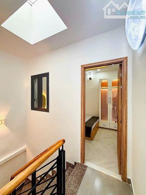 Nhà Mới Ở Ngay- Phan Văn Trị - Bình Thạnh - 3 Tầng 4PN- Hẻm thông- Gần mặt tiền – Chỉ 5 tỷ - 4