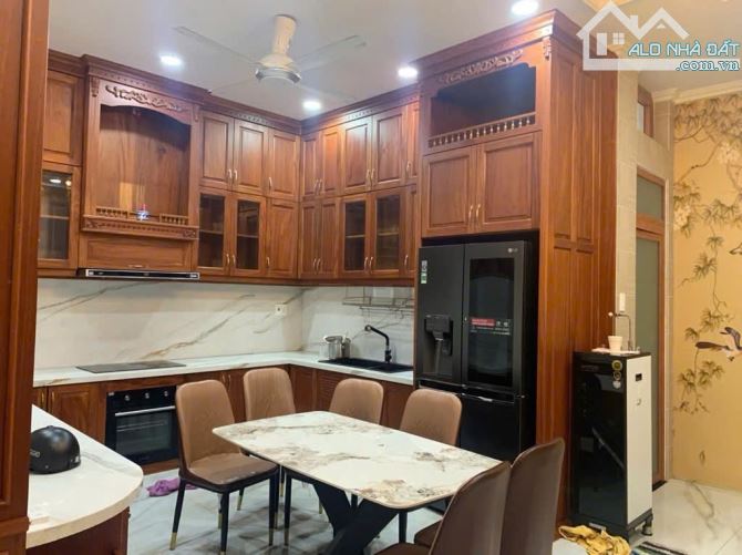 BIỆT THỰ SANG TRỌNG, DT 119M² (NGANG 7M), MẶT TIỀN ĐƯỜNG SỐ 12, HIỆP BÌNH CHÁNH - 4