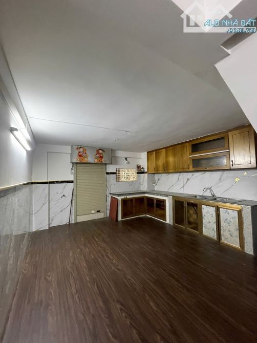 Bán nhà mặt tiền Hoàng Minh Đạo Quận 8, 65m2, 3 tầng không lộ giới. - 4