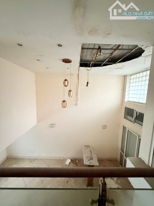 CẦN BÁN GẤP NHÀ RIÊNG VIEW HỒ QUẢNG BÁ QUẢNG AN TÂY HỒ 110M MT 8M  HƠN 21 TỶ TL MẠNH - 4