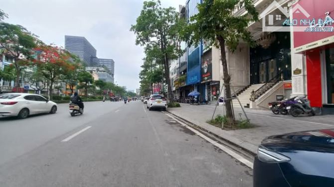 Bán nhà mặt phố Xã Đàn, cho thuê 300 triệu tháng, 141m2, 8t, mt 12m, 145 tỷ, KD khủng - 4